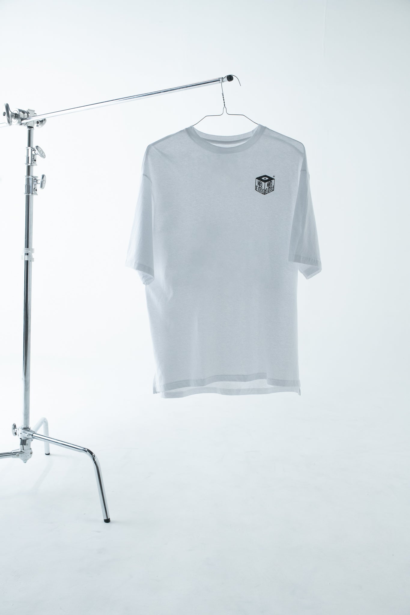 Fan Desde el Día 1 | Ojos Blanco